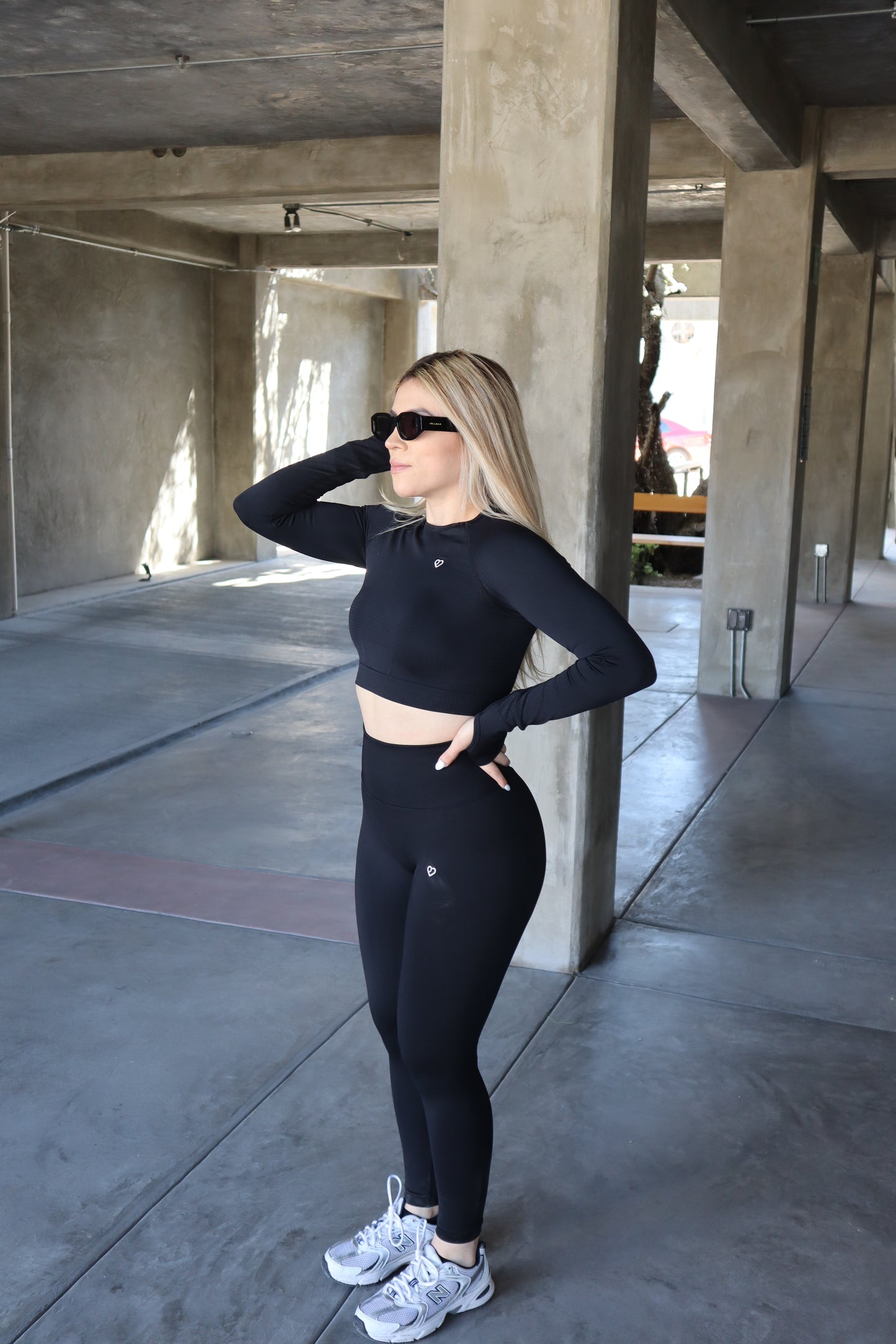 Blusa Manga Larga Negro