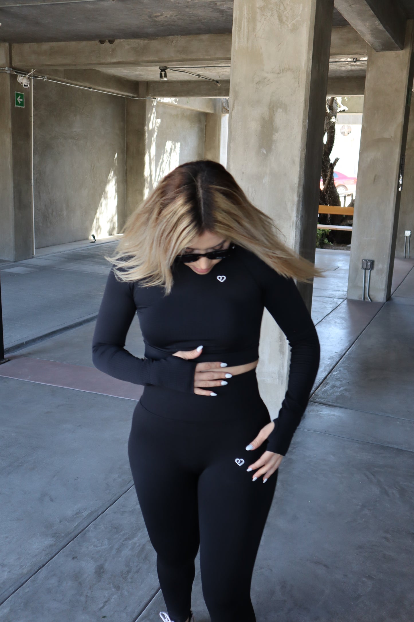 Blusa Manga Larga Negro